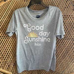 ☀️The BEATLES Tee☀️